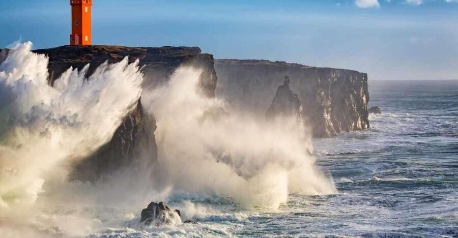 Reykjavik: Private Snaefellsnes and Kirkjufell Jeep Tour - Why Snaefellsnes works so well in one day