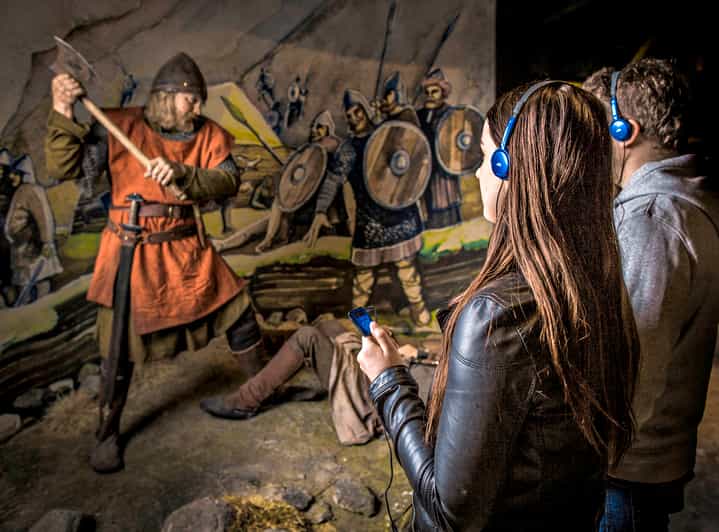 Reykjavik: Saga Museum Entry Ticket - Starting with the Papar and the first settlers