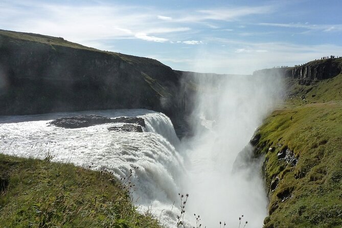 Reykjavik Shore Excursion: The Golden Circle Full Day Tour - Group size, vehicle comfort, and guide service