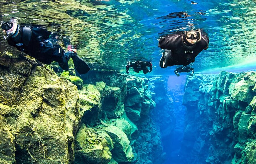 Reykjavík: Silfra Fissure Snorkeling between Two Continents - Forty-five minutes in the blue water
