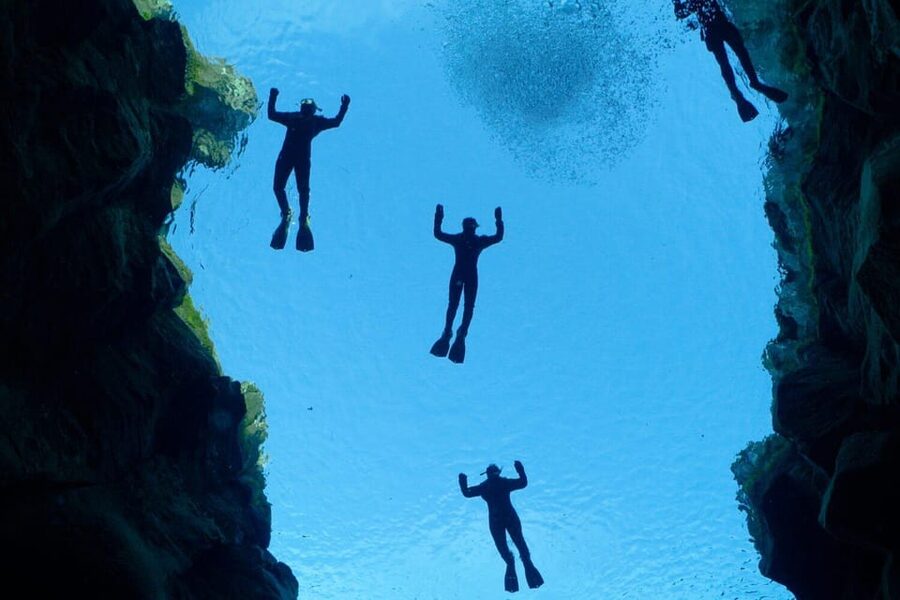 Reykjavík: Silfra Fissure Snorkeling between Two Continents - The ride from Reykjavík to Thingvellir