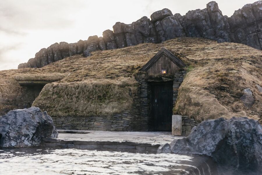 Reykjavik: Sky Lagoon Admission with Transfer - How long should you plan to stay?