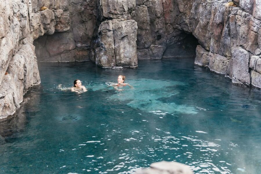 Reykjavik: Sky Lagoon Admission with Transfer - Who will enjoy Sky Lagoon most?