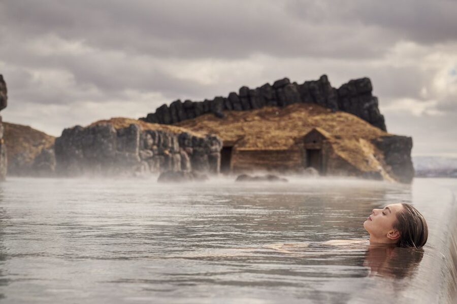Reykjavik: Sky Lagoon Entrance Pass With 7-Step Spa Ritual - Why Sky Lagoon feels different from a normal swimming pool