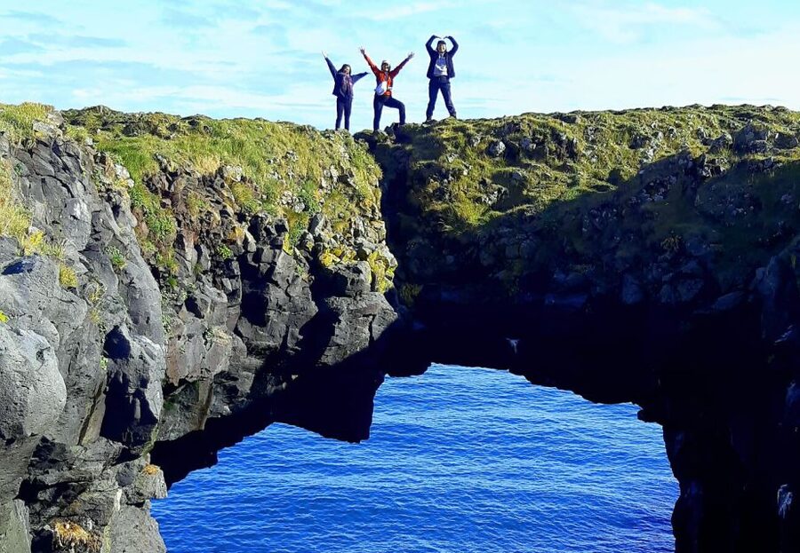 Reykjavik: Small-Group Snæfellsnes Day Trip - Price, group size, and the value of your day