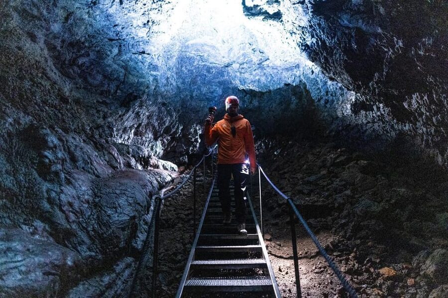 Reykjavik: Snæfellsnes Day Trip with Vatnshellir Lava Cave - From Reykjavik to Borgarnes