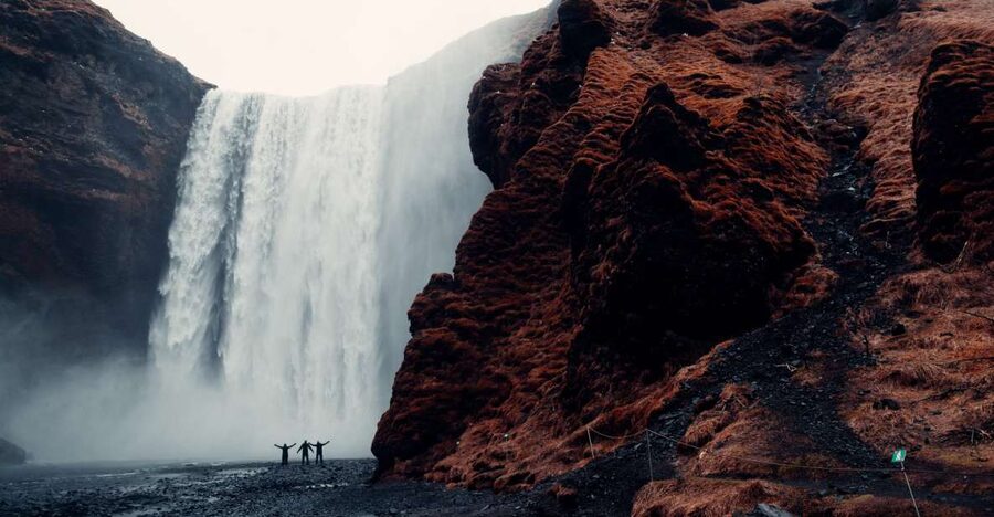 Reykjavik: South Coast Private Guided Day Tour - Skógafoss: a powerful first stop