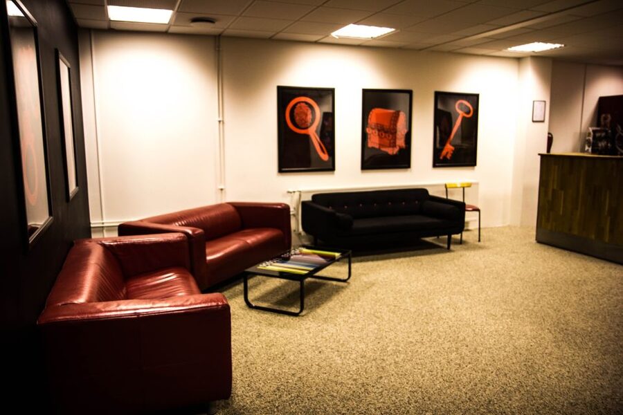 Reykjavik: The Bank Heist Escape Room Experience - Who should book the stamp heist?