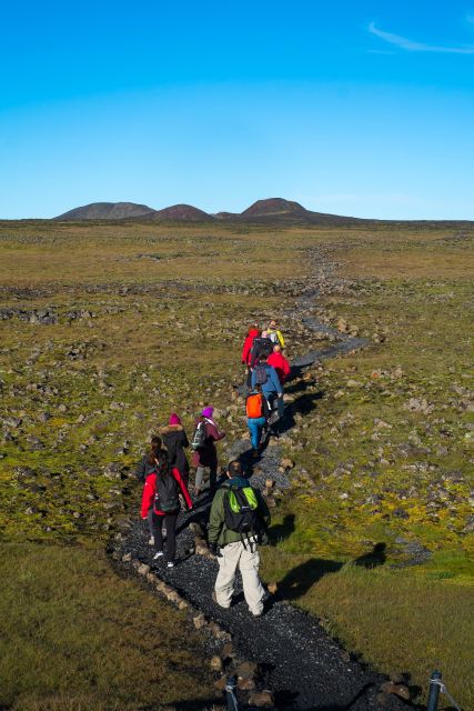 Reykjavik: Thrihnukagigur Volcano Guided Hiking Day Trip - Walking across the lava field