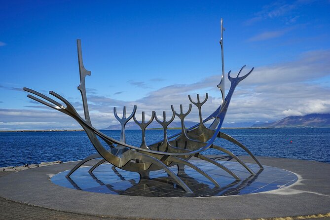 Reykjavík Walking Tour - Starting at Ægisgarður and meeting Iceland’s first settlers