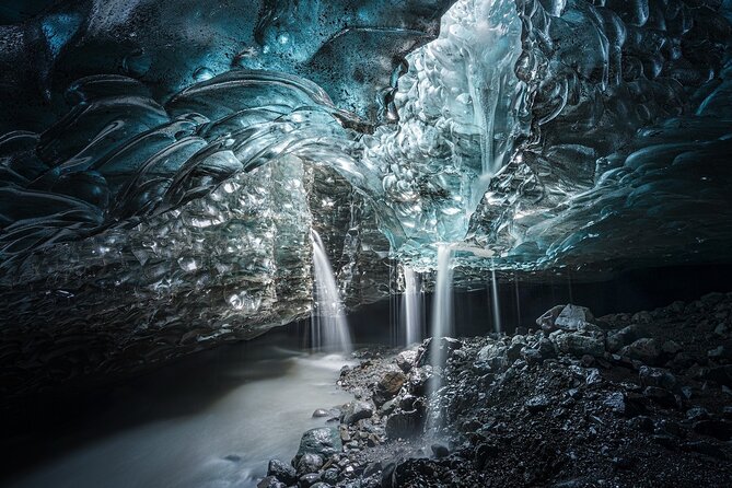 Sapphire Ice Cave Tour from Jökulsárlón - Extra Small Group - Reaching Vatnajökull by 4x4