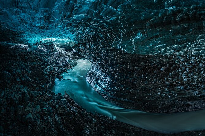 Sapphire Ice Cave Tour from Jökulsárlón - Extra Small Group - What the four-and-a-half-hour schedule feels like