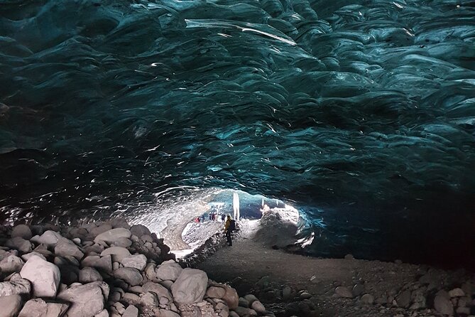 Sapphire Ice Cave Tour from Jökulsárlón - Extra Small Group - Clothing, boots, and fitness