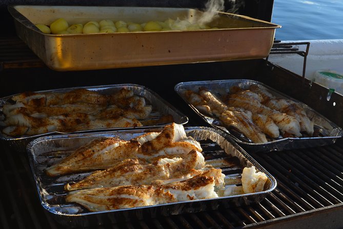 Sea Fishing Experience from Reykjavik - Learning the basics before the first cast