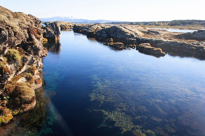 Silfra Drysuit Snorkeling with Free Photos - Meet on Location - The Safety Briefing and Entry Point