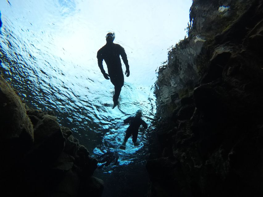 Silfra: Leidarendi Lava Caving & Snorkeling Tour with Photos - How the day feels from start to finish