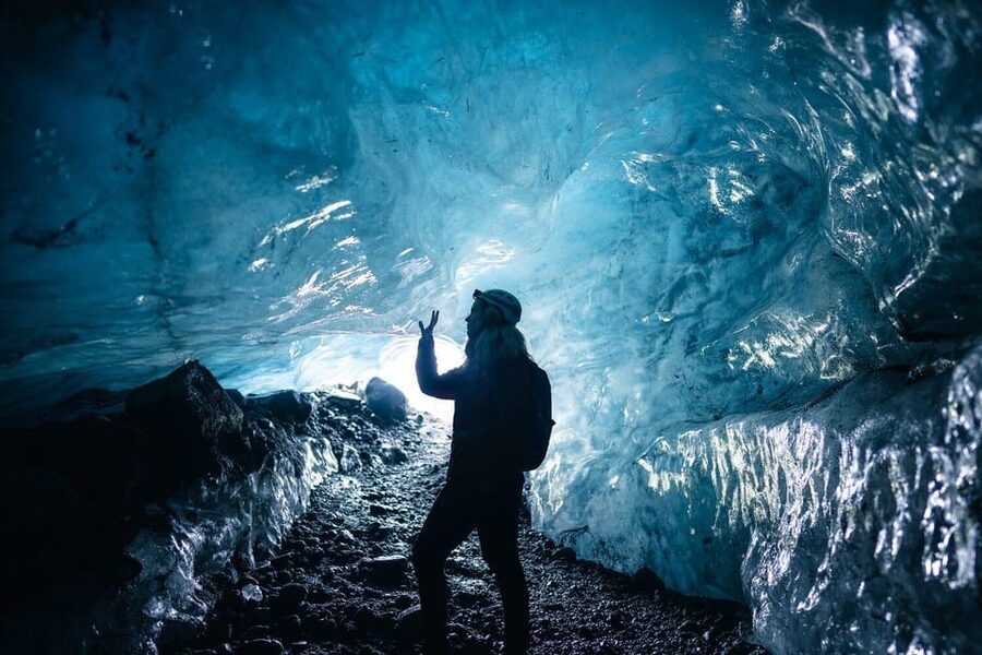 Skaftafell: Blue Ice Cave & Glacier Hike on Vatnajökull - Who should book this experience