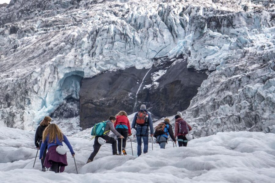 Skaftafell: Extra Small Group Glacier Adventure - The 15-minute Land Rover ride