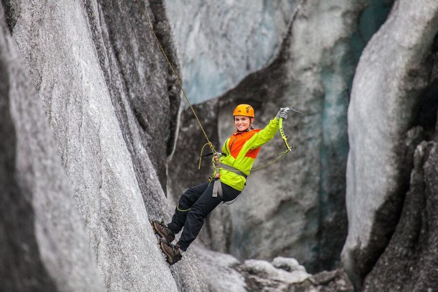 Skaftafell: Glacier Hike and Ice Climbing Guided Experience - Why the ice climbing is the main event