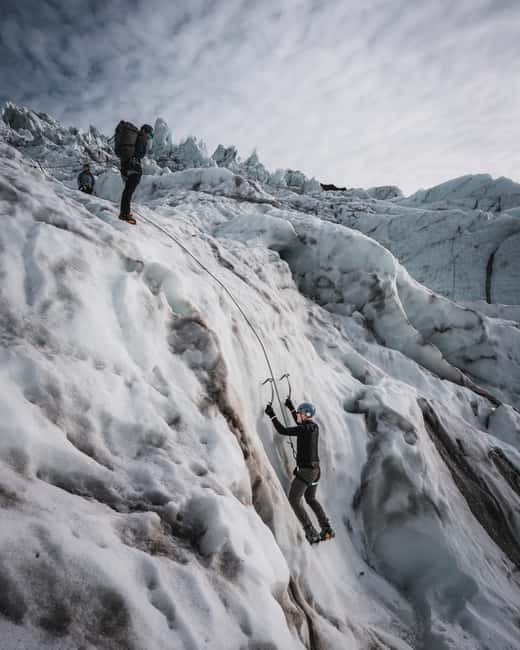 Skaftafell: Glacier Hike & Ice Climbing Adventure - Who should book this glacier adventure?