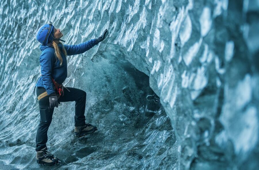 Skaftafell: Ice Cave Tour and Glacier Hike - Learning to walk safely on ice