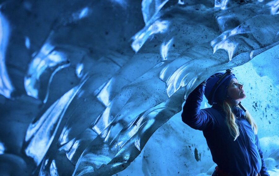Skaftafell: Ice Cave Tour and Glacier Hike - Who should book this adventure?