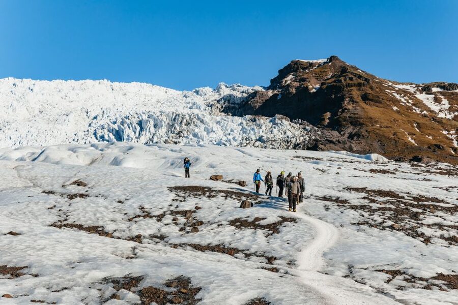 Skaftafell National Park: Falljokull Glacier Easy Hike - The guides shape the experience