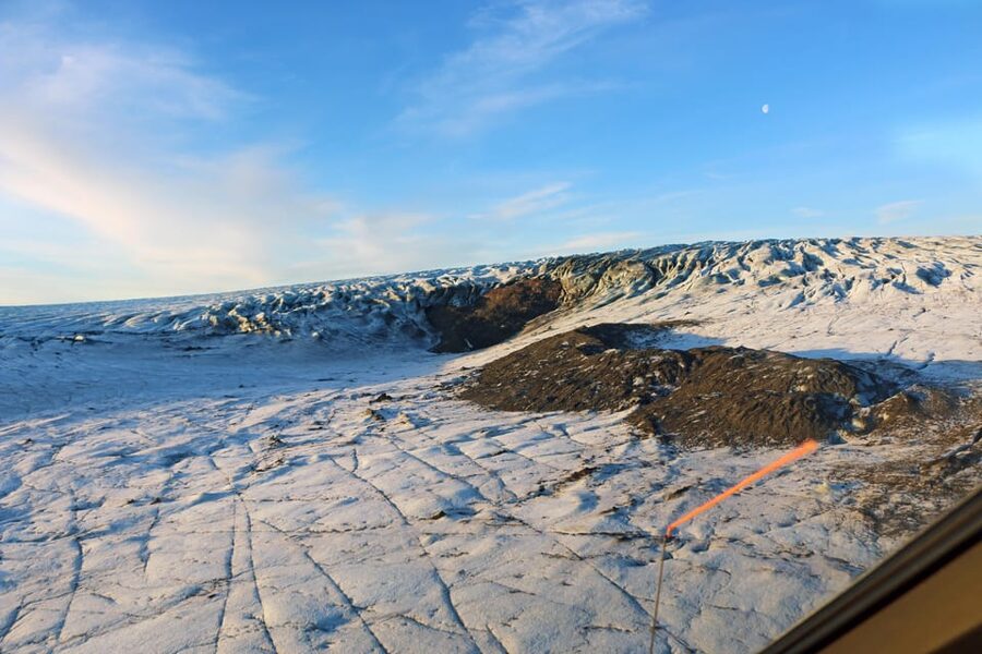 Skaftafell Nature Reserve: Highlights Scenic Airplane Tour - Glacier peaks and Iceland’s highest point