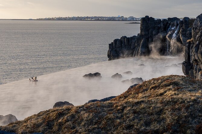Sky Lagoon Ticket with 7-Step Ritual and Transfers from Reykjavik - Entering the lagoon and getting settled