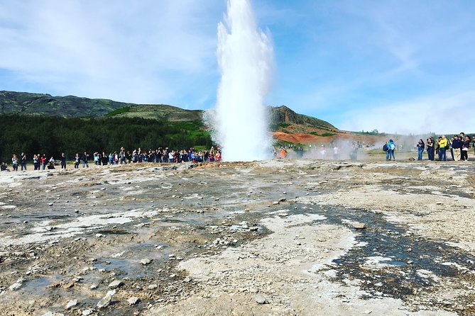 Small-group Golden Circle Classic Tour from Reykjavik - The guide can make the difference