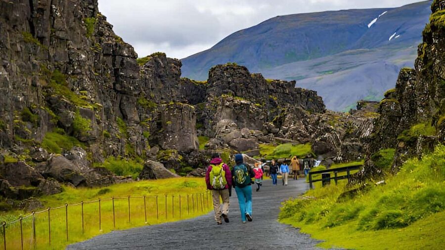 Small Group: Golden Circle & Friðheimar Visit From Reykjavik - Þingvellir, where geology and parliament meet