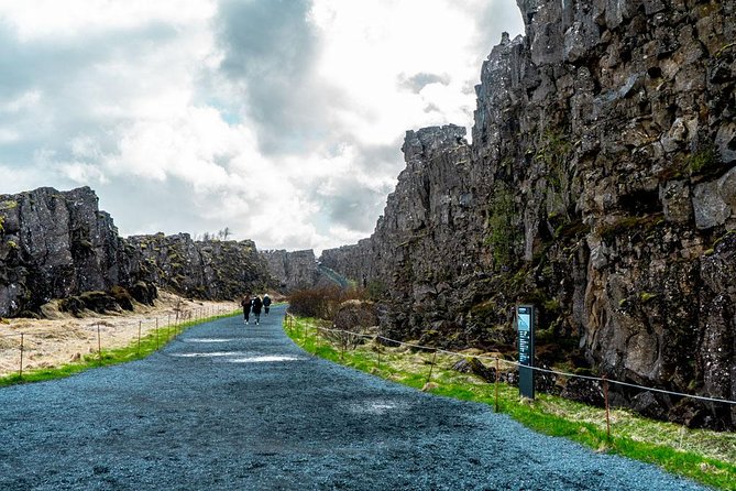 Small-Group Golden Circle Full-Day Tour from Reykjavik - One day, four classic Iceland sights