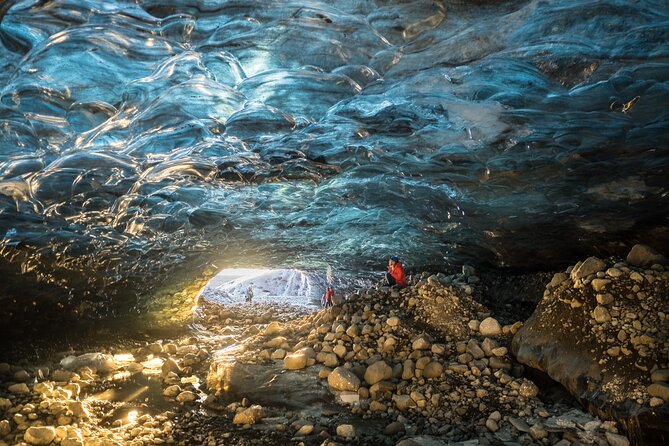 Small-Group Ice Cave Tour from Jökulsárlón - Meeting at Jökulsárlón, then driving toward Fláajökull