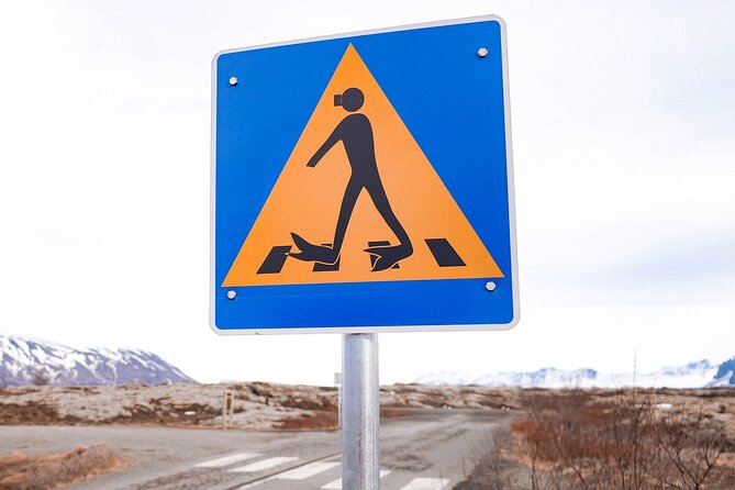 Snorkel the Silfra Fissure-Meet on Location (Free Photos & Cocoa) - Photos, guides, and the people side of the tour