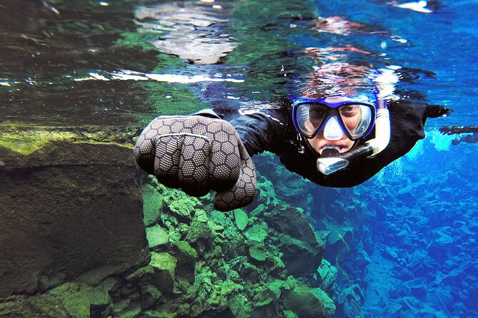 Snorkeling in Silfra & Fly Over Iceland Virtual Experience - Self-drive - What to pack for a smoother outing