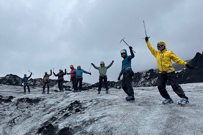 Sólheimajökull Glacier Hike Adventure - The first briefing: learning to use crampons