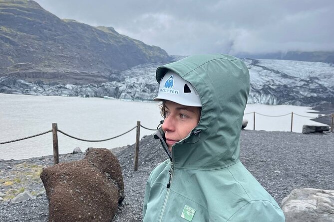 Sólheimajökull Glacier Hike Adventure - The guide’s role on a changing glacier