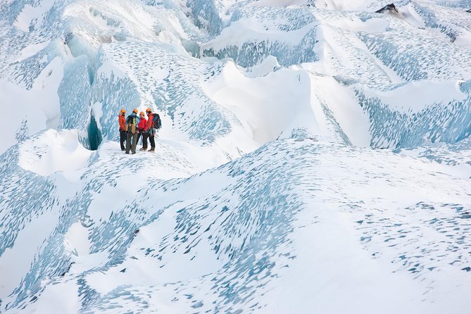 Sólheimajökull Glacier Hike & Ice Climbing Intro - Small Group - The guide can make or break the day