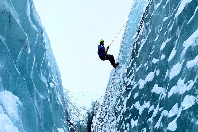 Sólheimajökull Ice Climbing and Glacier Walk - Gear, clothing, and the cost of the day