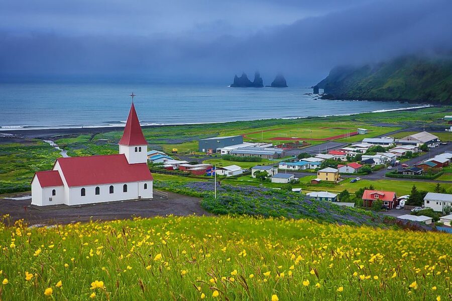 South Coast Classic: Full-Day Tour from Reykjavik - A long day made easier by the guide and driver