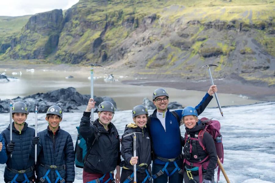 South Coast, Glacier Hike and Northern Lights Winter Tour - Why This Long Iceland Day Works