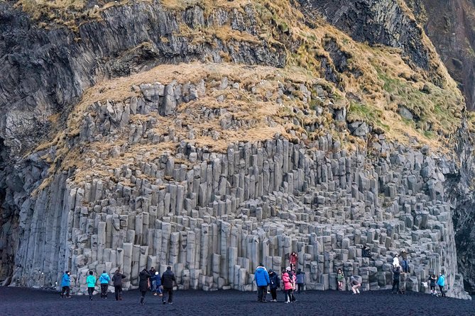 South Coast, Glacier Hike & Northern Lights from Reykjavik - Hunting the Northern Lights from a minibus