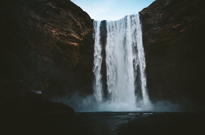 SOUTH COAST : The Discovery - An hour in Vík gives the day breathing room