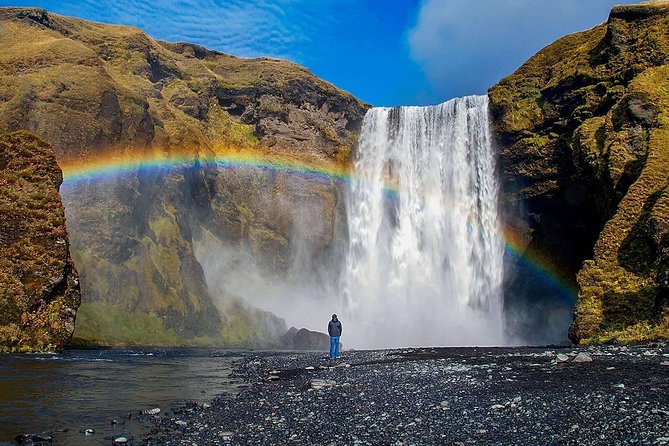 South Coast, Waterfalls and Black Beach Tour from Reykjavik - Timing, pickups, and the large-coach reality