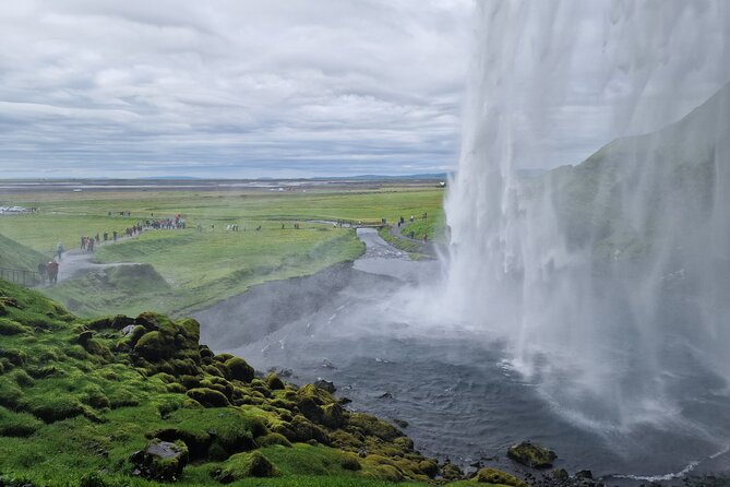 South Iceland, Glacier and Black Sand Beach Small Group Tour - The Long Drive and the Guide’s Role