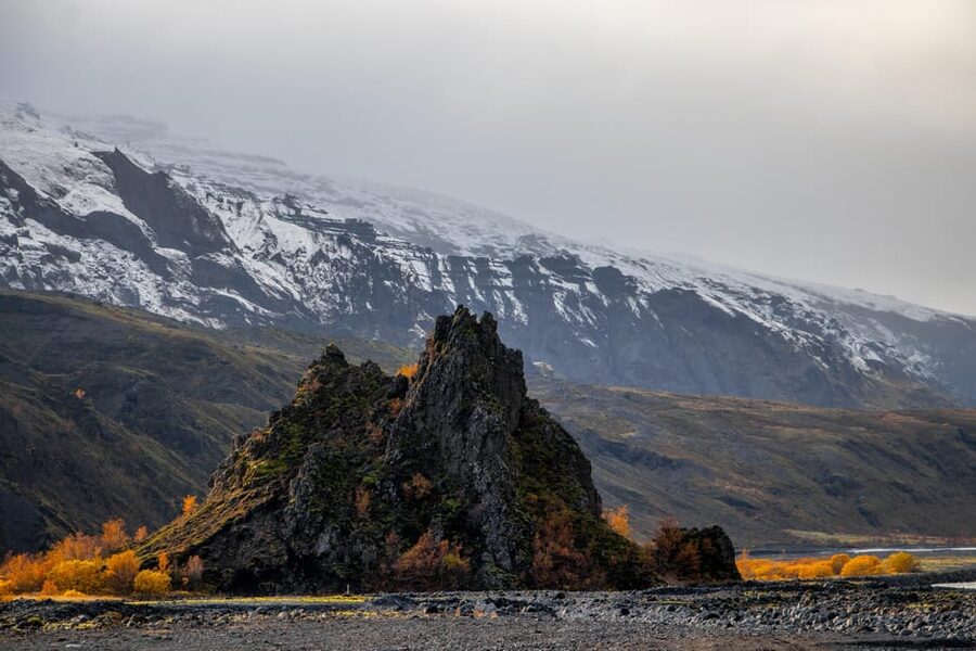 Super Jeep Private tour in Þórsmörk - Nauthúsagil waterfall and time on foot