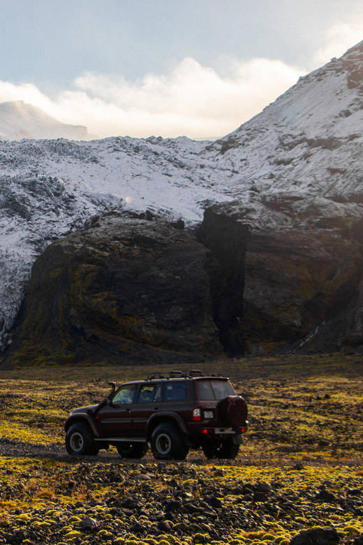 Super Jeep Private tour in Þórsmörk - Snacks, coffee, and more river crossings