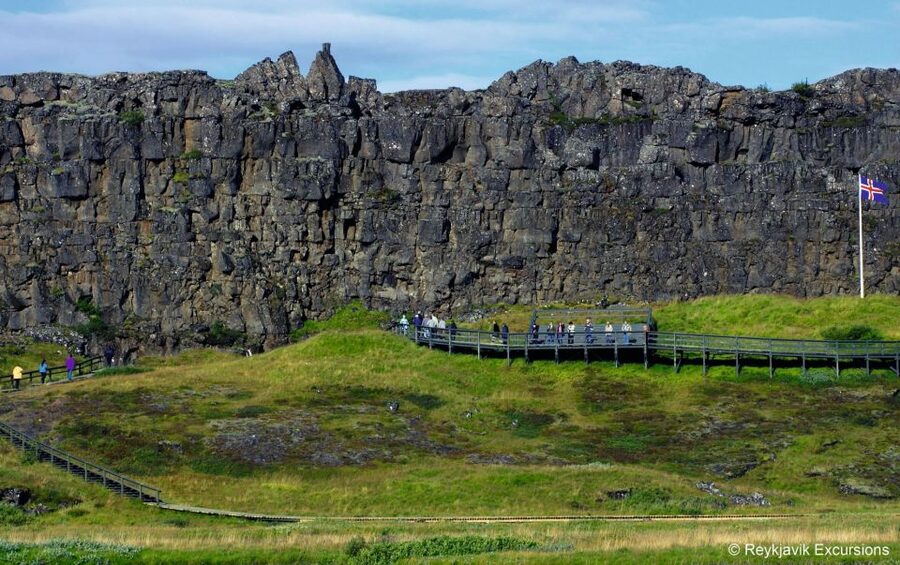 The Golden Circle & Hop On - Hop Off Combo Deal - Strokkur puts on the most reliable show