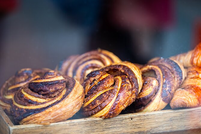 The Icelandic Sweet Tooth Tour - What the guides add to the food