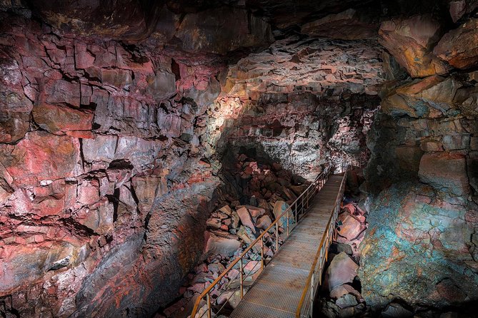 The Lava Tunnel Tour - Raufarhólshellir - How Raufarhólshellir fits into an Iceland day